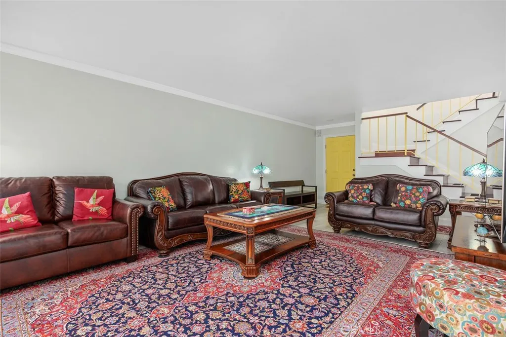https://cdn.realtyfeed.com/cdn/127/306646801/e048480b8924b11da44a77cb2fd698f8.webp