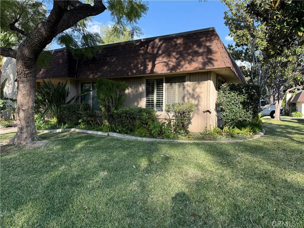 868 Ardmore Circle, Redlands, CA 92374 - Photo 3 of 18, Redlands, CA