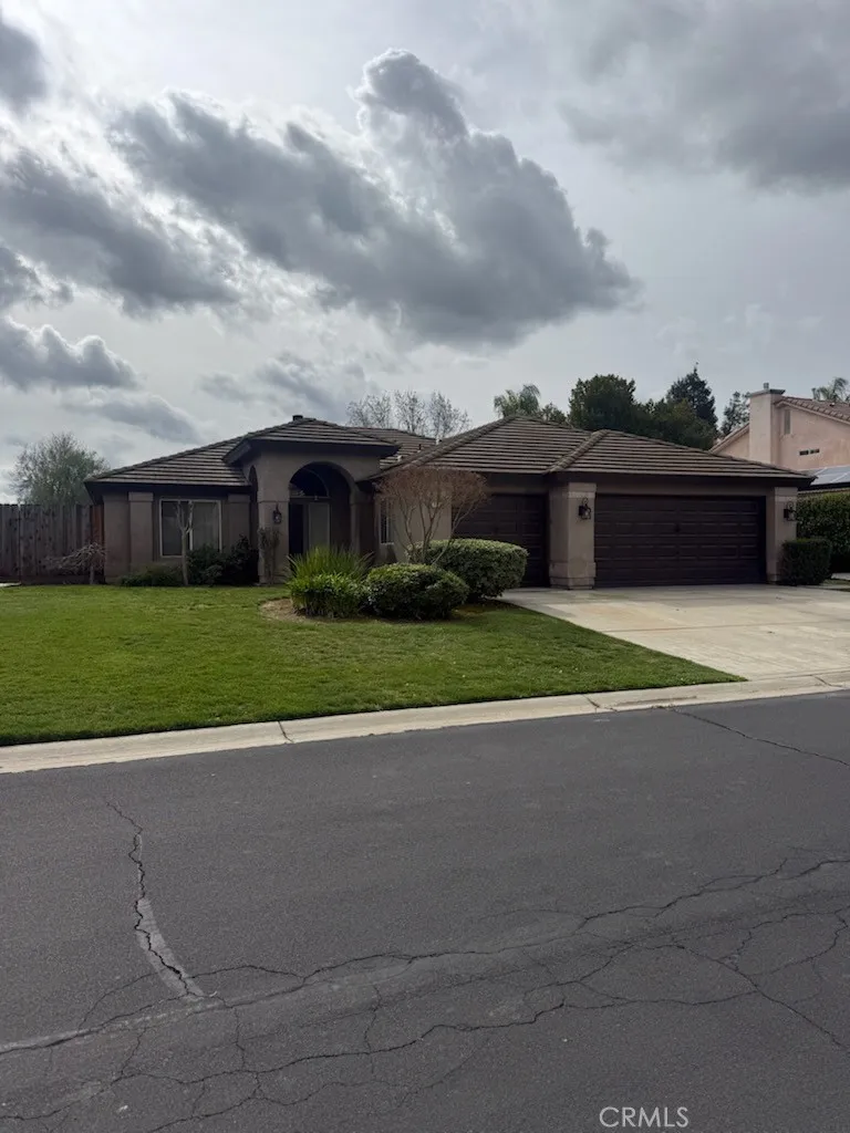 7290 Edgewater, Chowchilla, CA 93610 - Photo 2 of 25, Chowchilla, CA