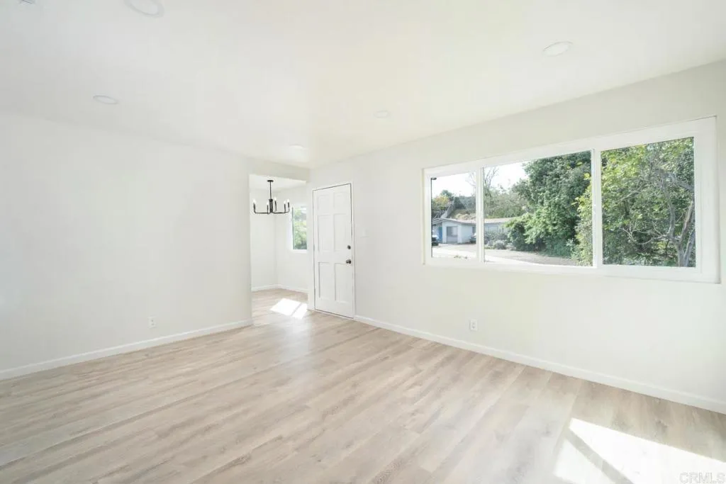 https://cdn.realtyfeed.com/cdn/127/306646910/699d6779b4efaf7c98c0150054aad0a1.webp
