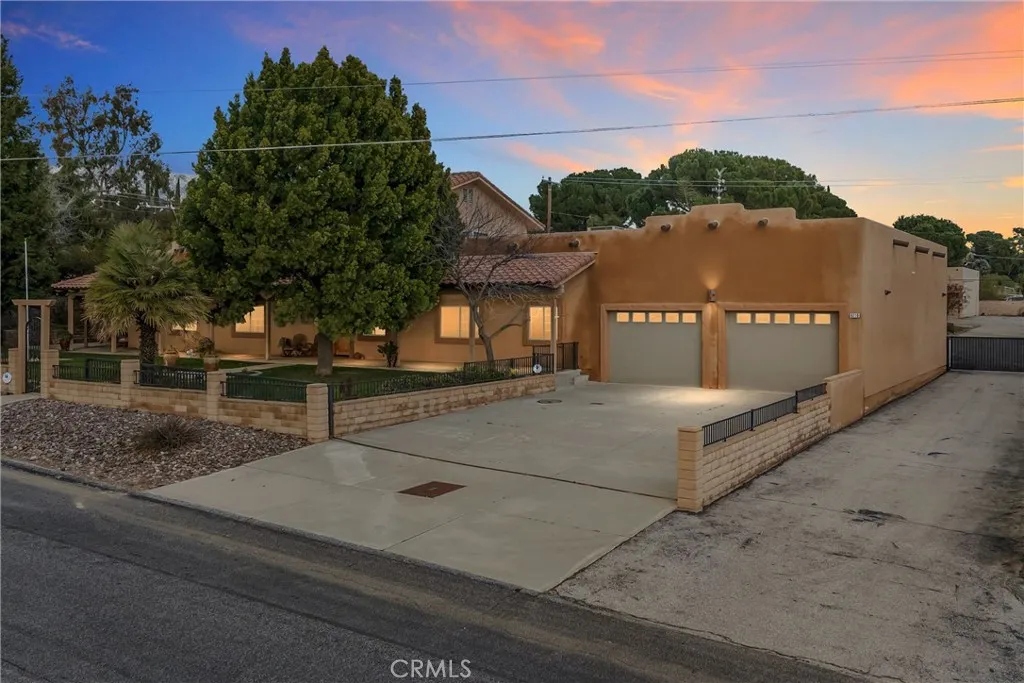 9710 Mountain View