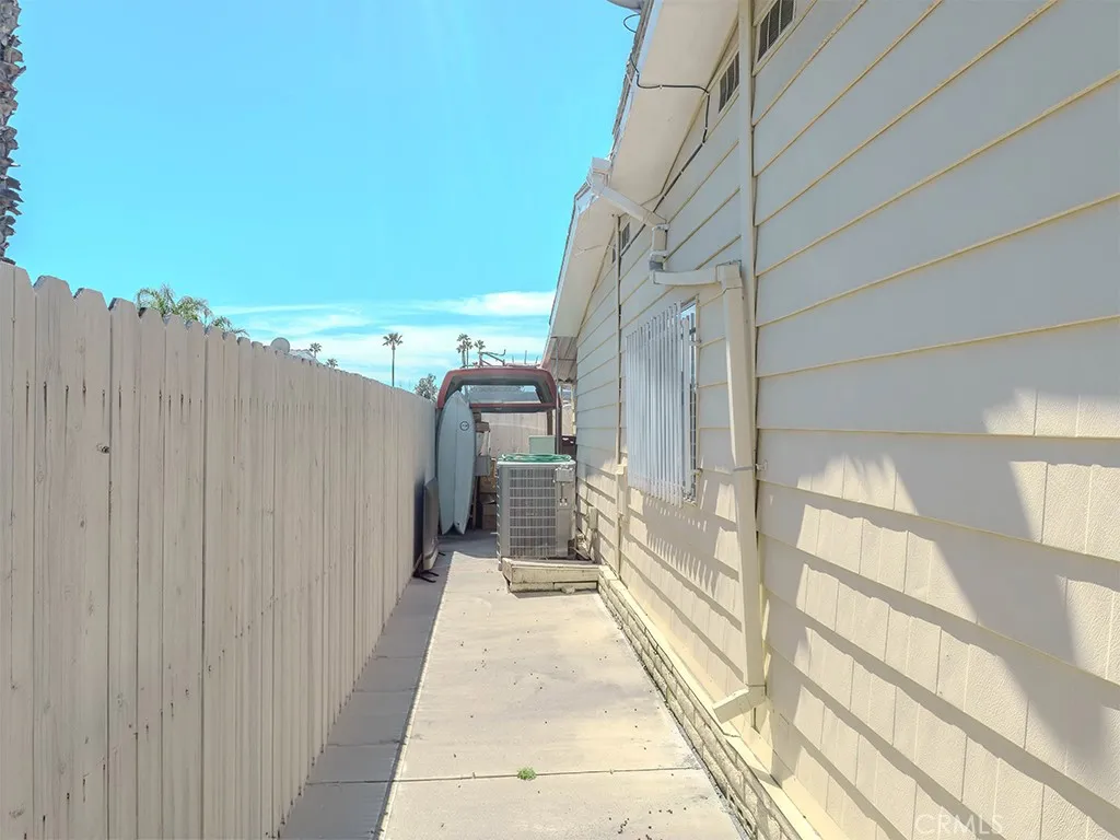 554 Castille, Hemet, CA 92543 - Photo 5 of 23, Hemet, CA