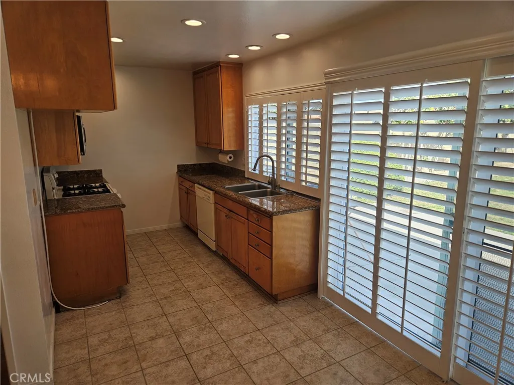 23608 President, Harbor City, CA 90710 - Photo 5 of 32, Harbor City, CA