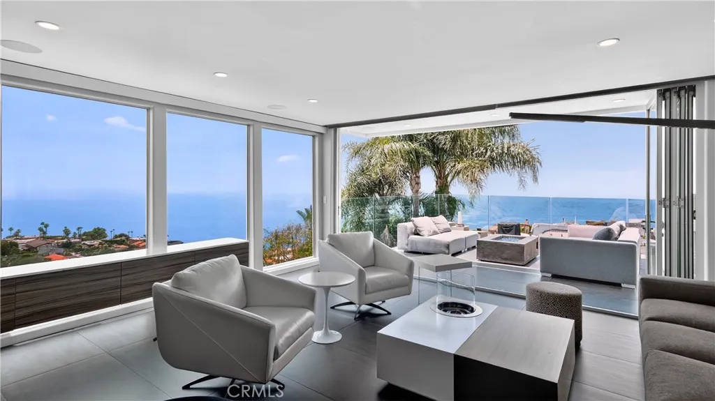 855 Santa Ana Street, Laguna Beach, CA, 92651