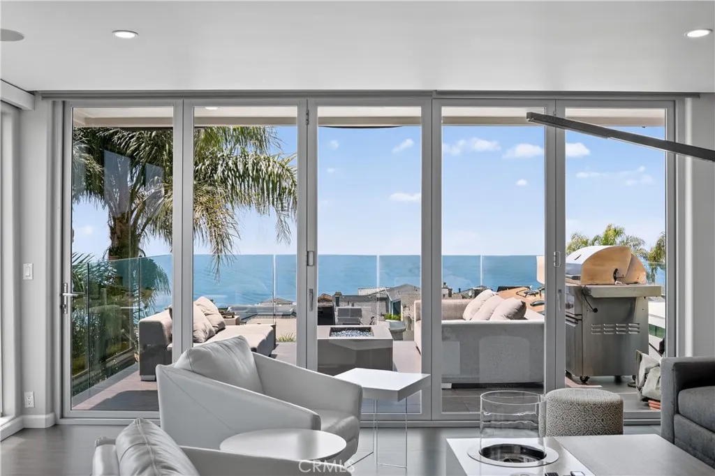 855 Santa Ana Street, Laguna Beach, CA, 92651