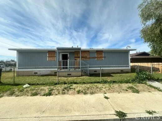 102 Northrup, Bakersfield, CA 93307 - Main photo, Bakersfield, CA