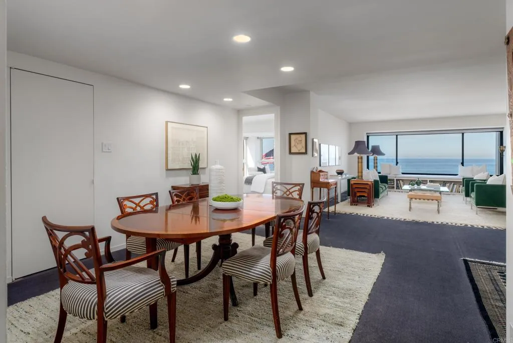 https://cdn.realtyfeed.com/cdn/127/306647088/a81a6fb7a8e776baf9e85d4058ffc08d.webp