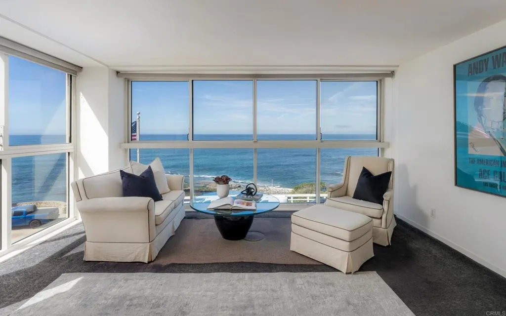 https://cdn.realtyfeed.com/cdn/127/306647088/d51a8978ef2674d497c44541f5ff9a83.webp