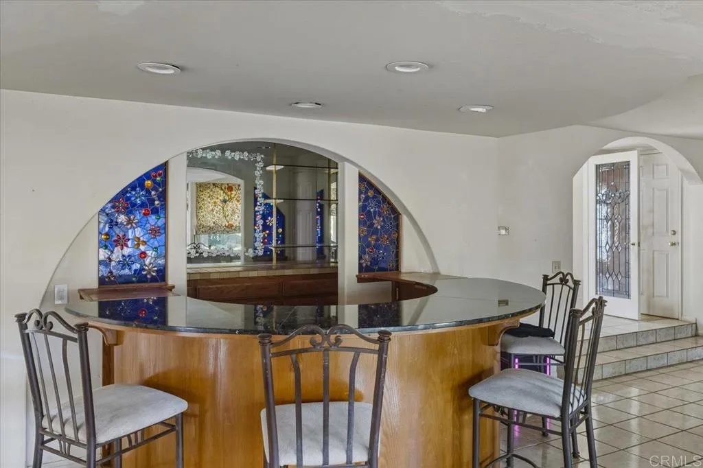 https://cdn.realtyfeed.com/cdn/127/306647108/9ba27f66895e2b3b62a1fc5d3108e666.webp