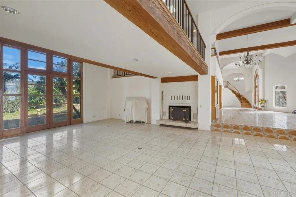 https://cdn.realtyfeed.com/cdn/127/306647108/a33b9a312635e2e60b4a3b9c70cfcc17.webp