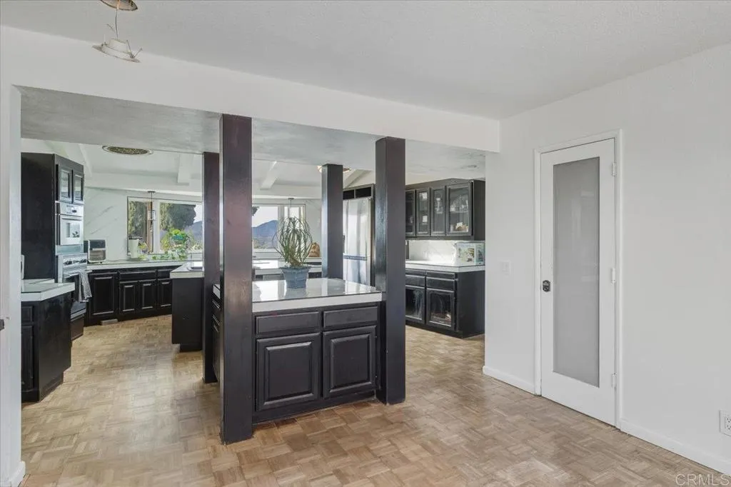 https://cdn.realtyfeed.com/cdn/127/306647108/e5f525d003d0e2a0e1e212e4041f641f.webp