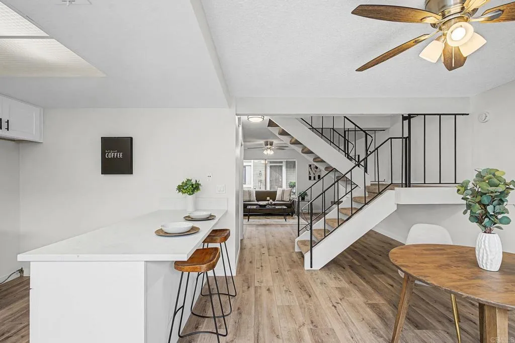 https://cdn.realtyfeed.com/cdn/127/306647110/35cfdf5d3500086cc96abeaca131a1d6.webp