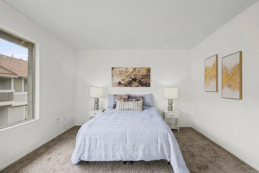 https://cdn.realtyfeed.com/cdn/127/306647110/56bc09af3be54413990f51978f2d0938.webp