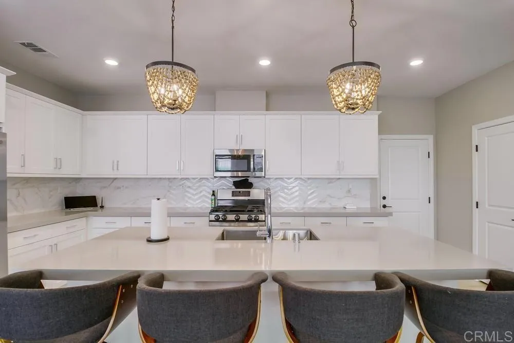 Photo #23: PTP2601307 Listing: Photo #23