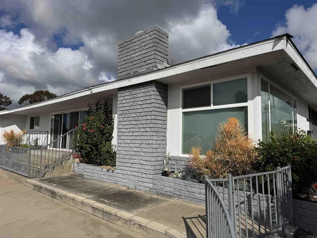 https://cdn.realtyfeed.com/cdn/127/306647216/eb09d3321cde39784a0a21ef222ed510.webp