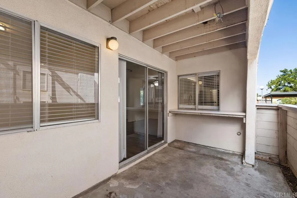 https://cdn.realtyfeed.com/cdn/127/306647276/5f77ad41dd31adb421383f227aa7d181.webp