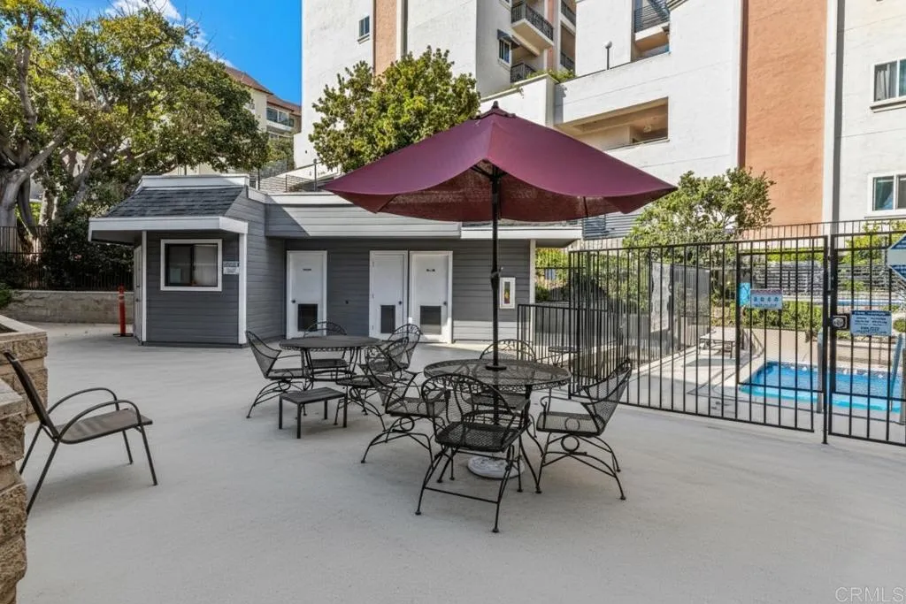 https://cdn.realtyfeed.com/cdn/127/306647279/9af9ee096fc581b1f17acd33c0095d8e.webp