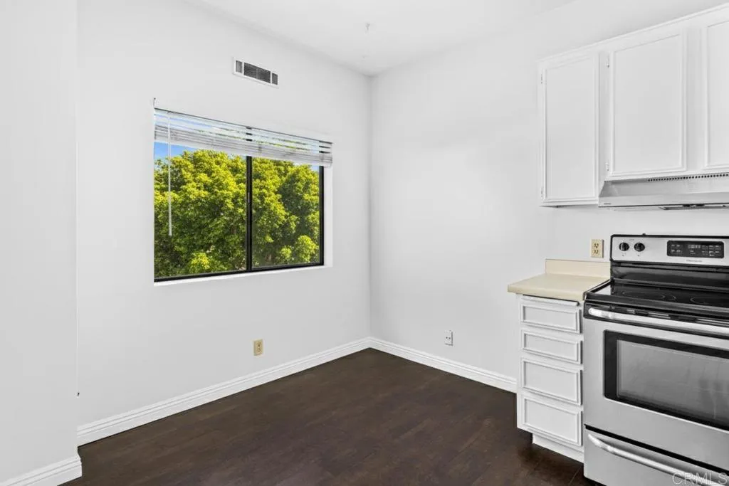 Photo #6: NDP2601595 Listing: Photo #6