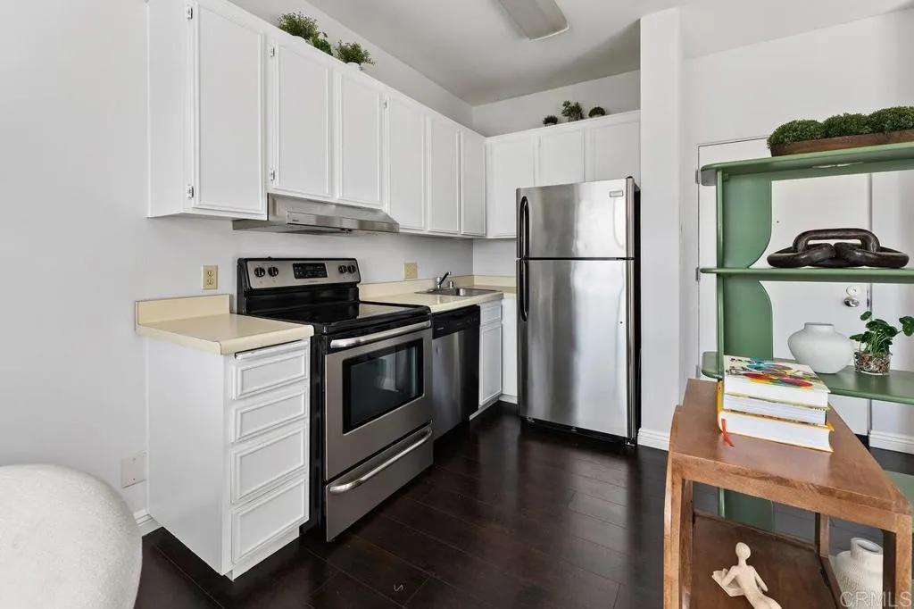 https://cdn.realtyfeed.com/cdn/127/306647279/cfb3ce96b84fbcc0f163941757564301.webp