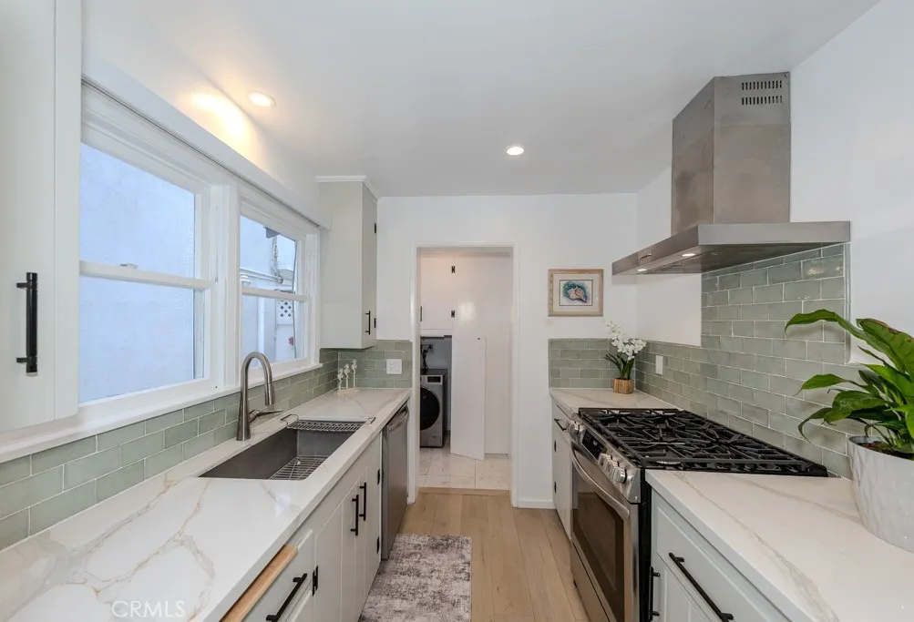 83 63rd Place, Long Beach, CA 90803 - Photo 2 of 72, Long Beach, CA