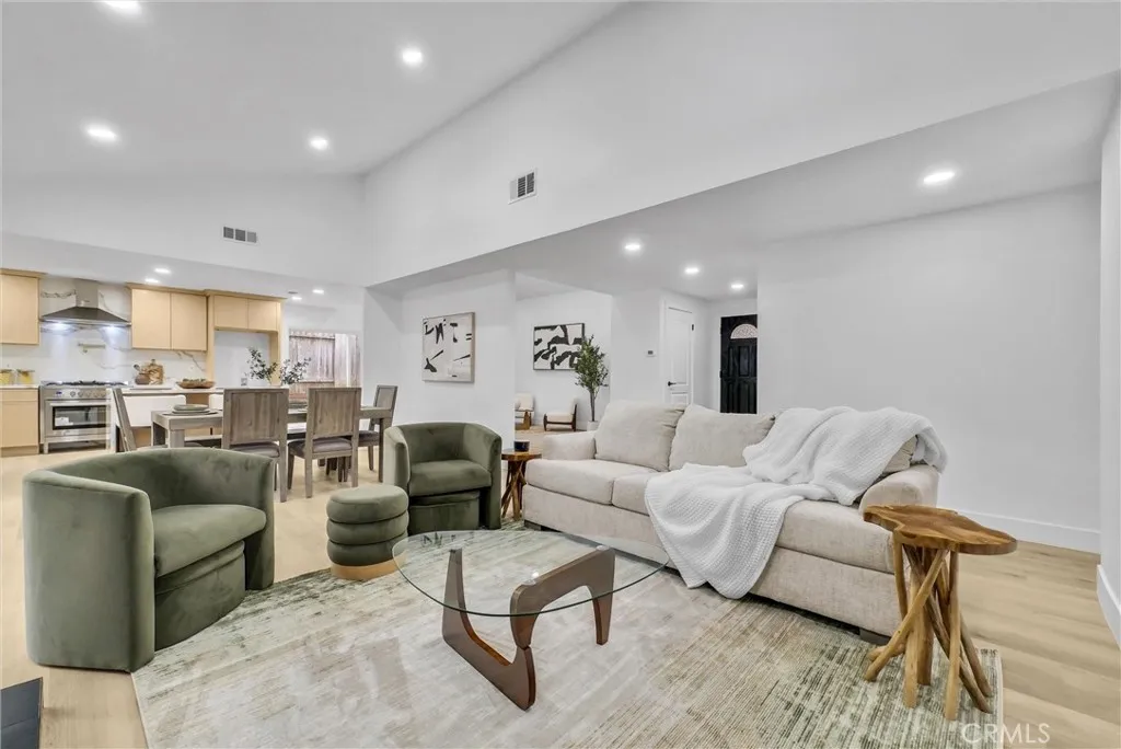 19811 Sienna Lane, Yorba Linda, CA 92886 - Photo 2 of 15, Yorba Linda, CA