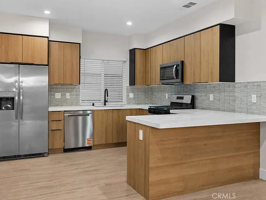 7840 Claybeck, Sun Valley, CA 91352 - Photo 3 of 13, Sun Valley, CA