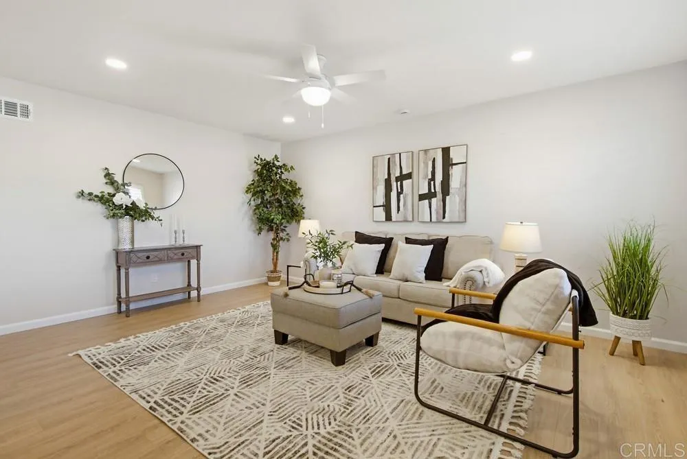 https://cdn.realtyfeed.com/cdn/127/306647329/8c0454299854f14bb0b27c1230b447a9.webp