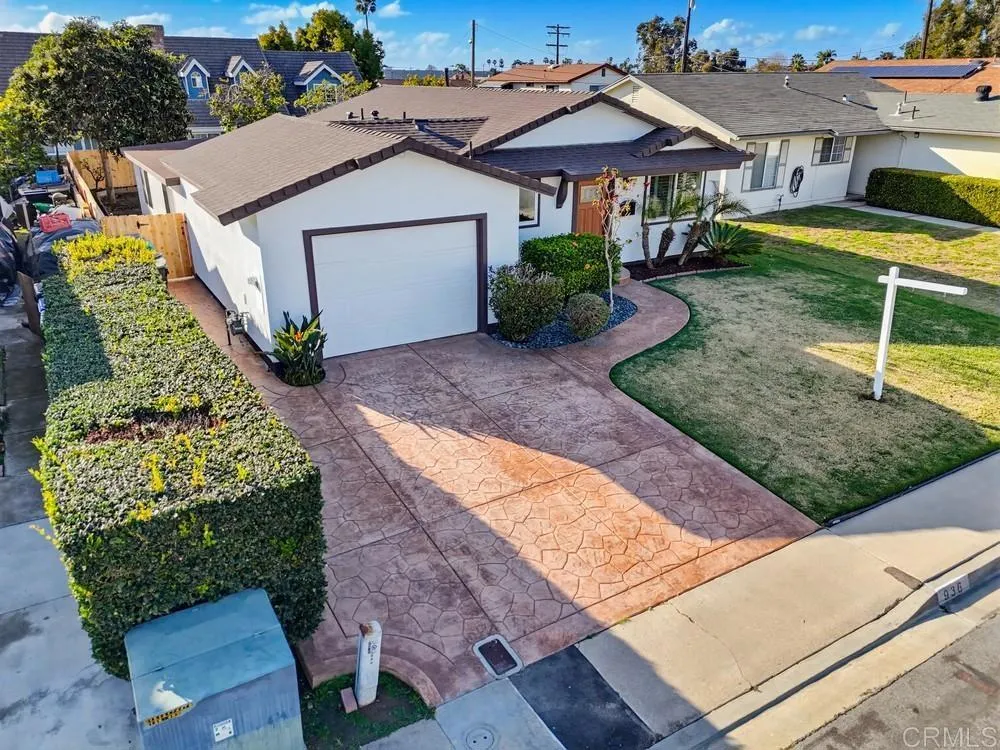 https://cdn.realtyfeed.com/cdn/127/306647329/d8af32c88c41149466dce636972570d2.webp