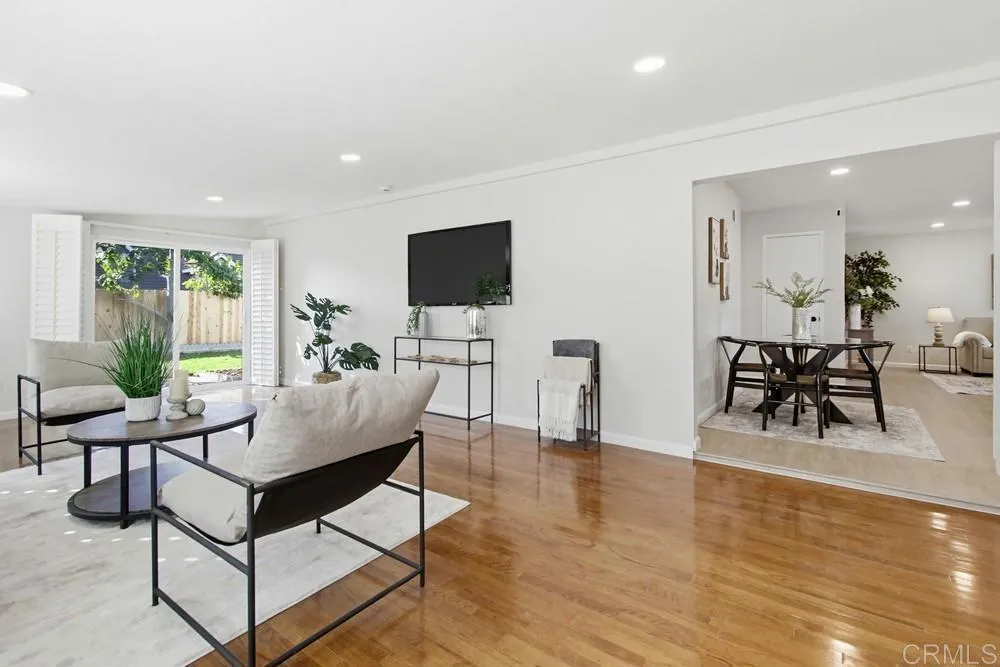 https://cdn.realtyfeed.com/cdn/127/306647329/e25caff2f1c1ef07a938241f4575626d.webp