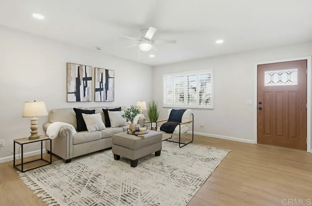 https://cdn.realtyfeed.com/cdn/127/306647329/fd14ed23194a9a05a8197db645ae111c.webp