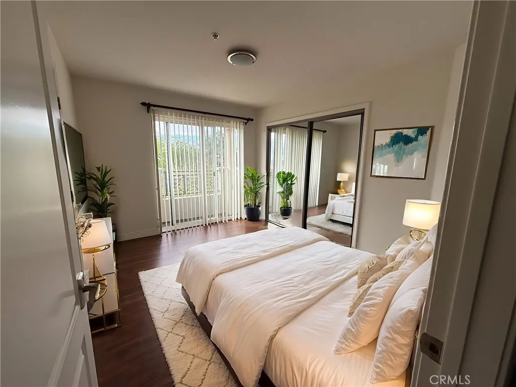 4904 Laurel Canyon Unit 101, Valley Village, CA 91607 - Photo 3 of 15, Valley Village, CA