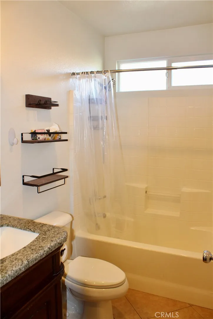 15929 Golden Meadow, Victorville, CA 92394 - Photo 5 of 35, Victorville, CA