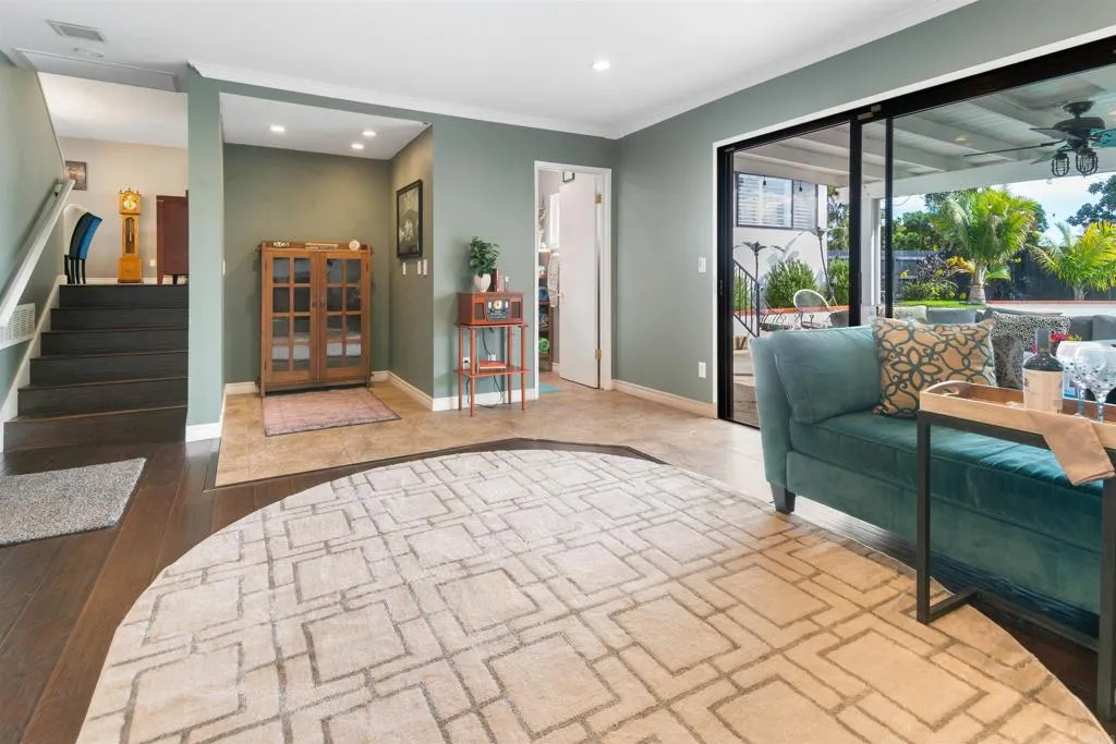 https://cdn.realtyfeed.com/cdn/127/306647372/787511a945a699bde33301d858e3227b.webp