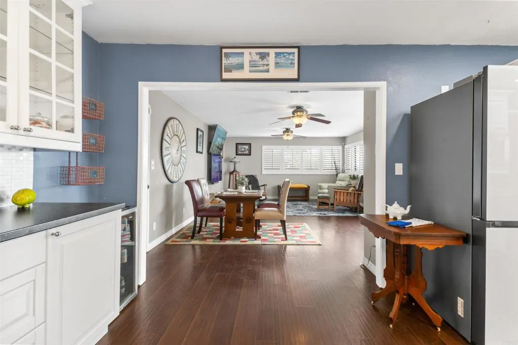 https://cdn.realtyfeed.com/cdn/127/306647372/92dd2338355807411d5b3f242de1627a.webp