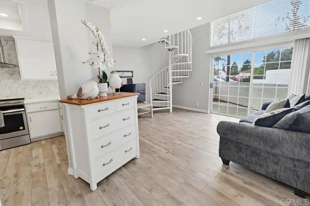 Photo #4: PTP2601316 Listing: Photo #4