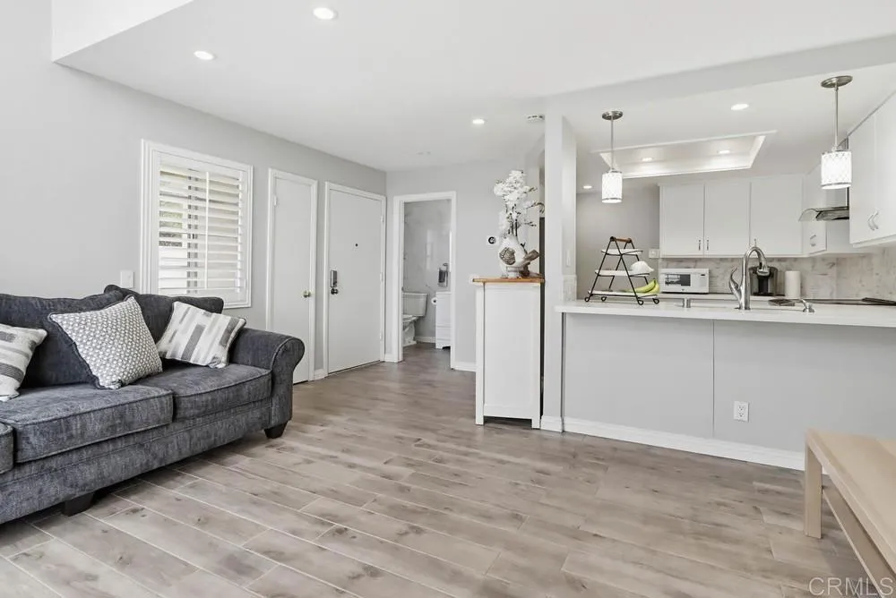 Photo #9: PTP2601316 Listing: Photo #9