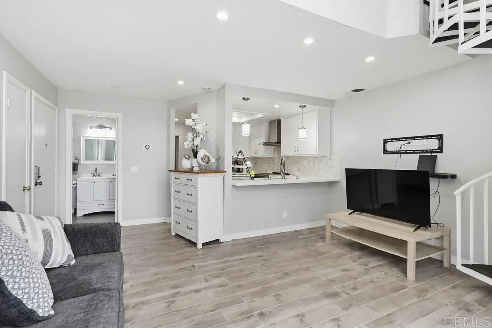 Photo #11: PTP2601316 Listing: Photo #11