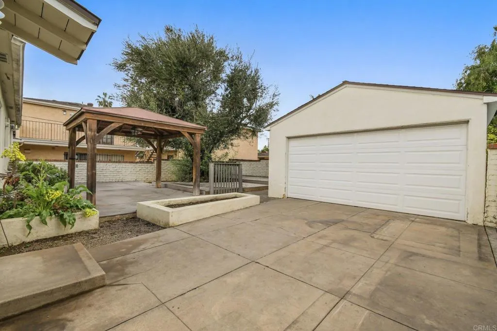 https://cdn.realtyfeed.com/cdn/127/306647416/7746fe876a0ba1803582b461cfe8be04.webp