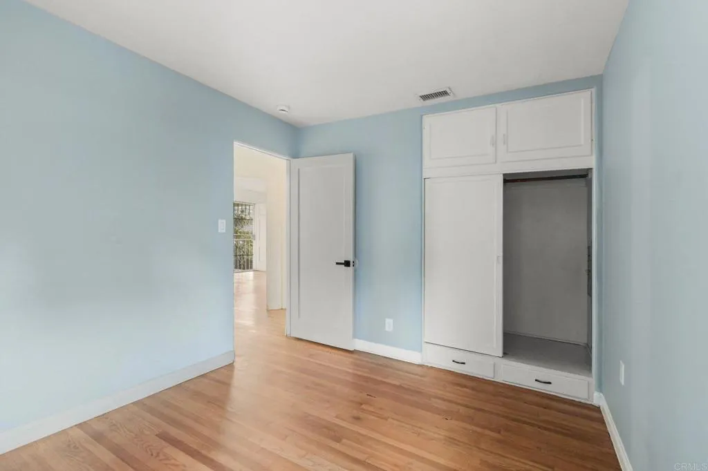 https://cdn.realtyfeed.com/cdn/127/306647416/e16938d05b82b8c2f01a347cbc3b5044.webp