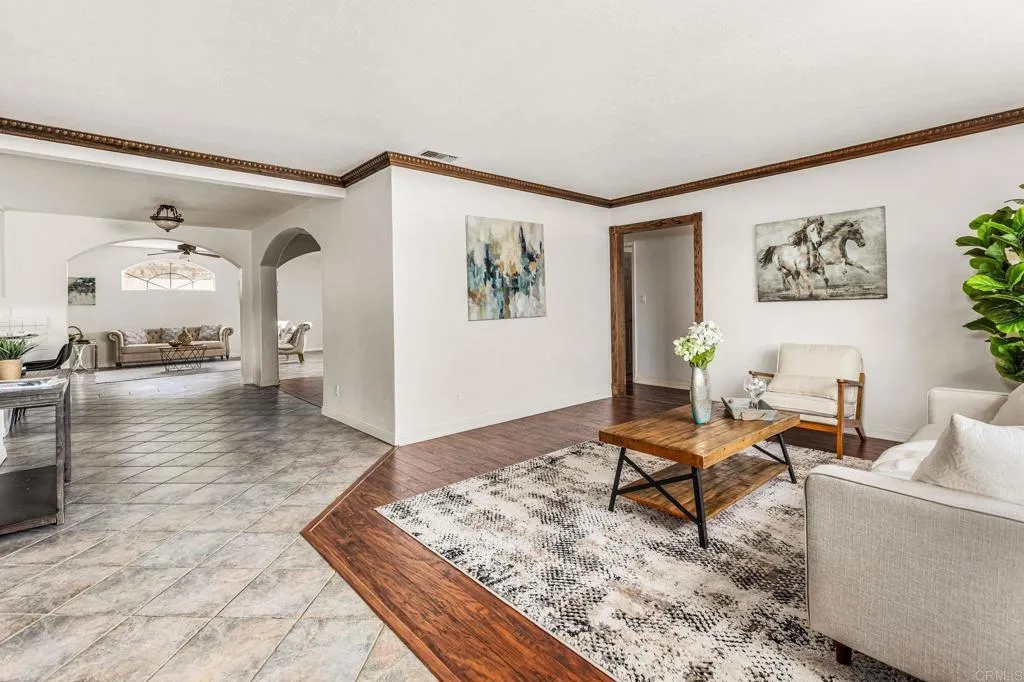 https://cdn.realtyfeed.com/cdn/127/306647427/0da6209b3b4f5f9a9595fdbabb56962a.webp