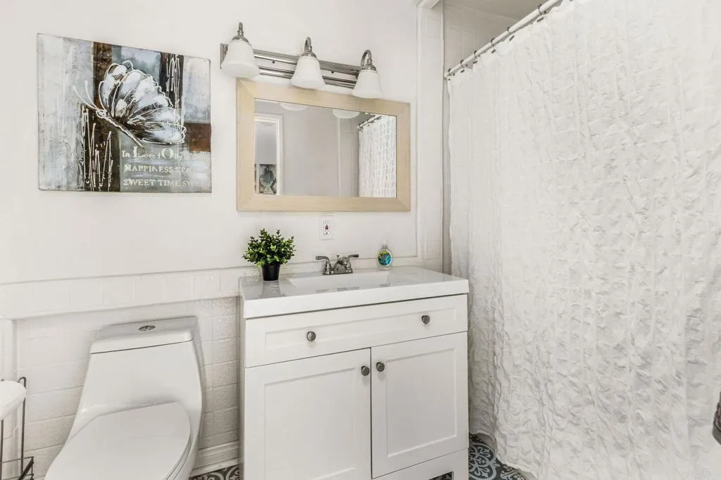 https://cdn.realtyfeed.com/cdn/127/306647427/3bf76657ff695eca19a7336641639b07.webp