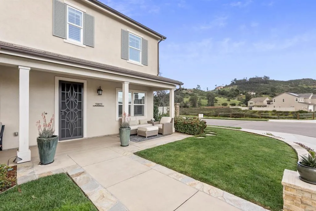 https://cdn.realtyfeed.com/cdn/127/306647454/55e5569196e470f2386056469acaa72d.webp