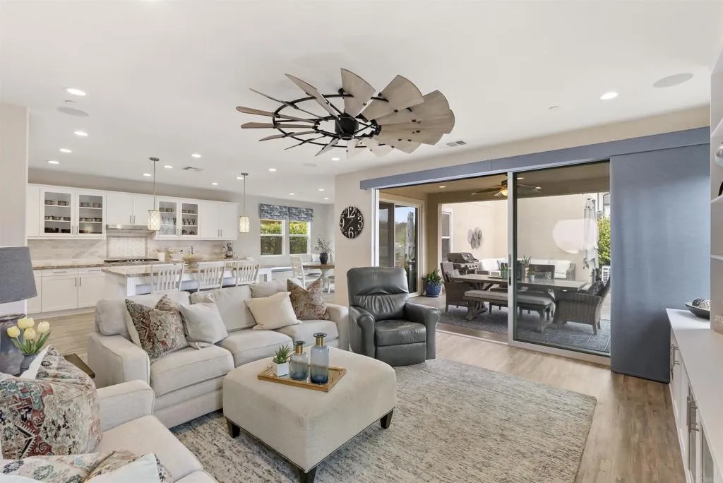 https://cdn.realtyfeed.com/cdn/127/306647454/aea859003cbae3d78b685b2c6102eed1.webp