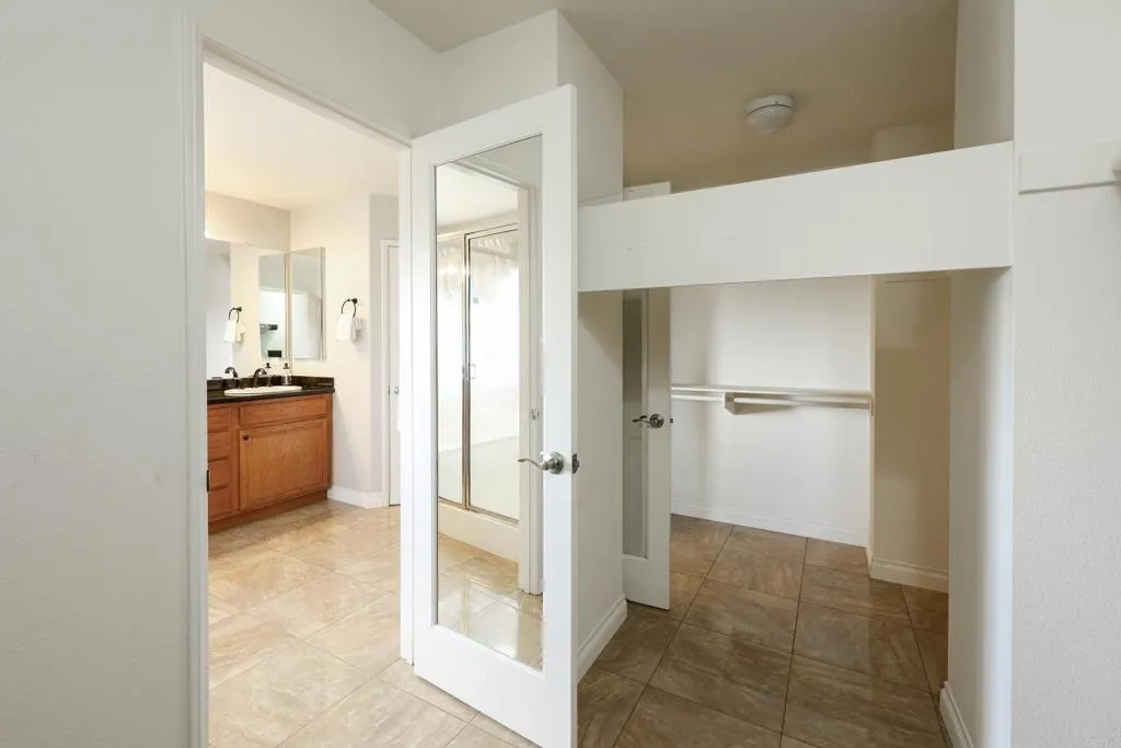 https://cdn.realtyfeed.com/cdn/127/306647457/3107973435a54a74b27626345f93a2c1.webp