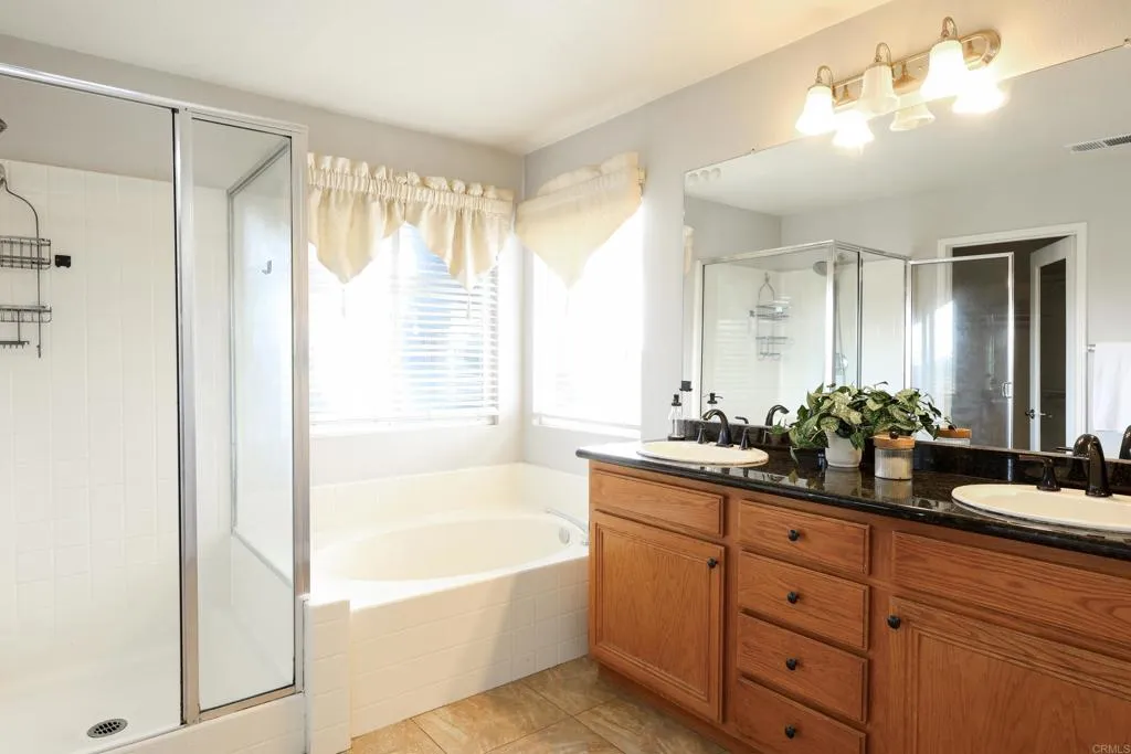 https://cdn.realtyfeed.com/cdn/127/306647457/7c518c69efa23d7ad426454743905874.webp
