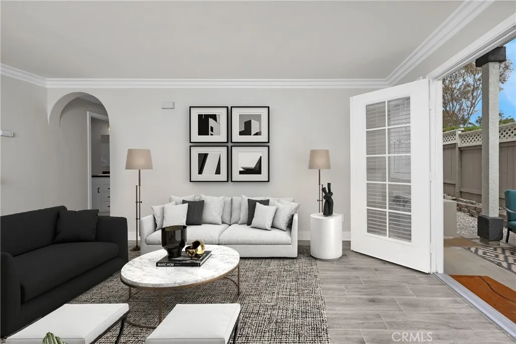 Photo #9: LG26037317 Listing: Photo #9