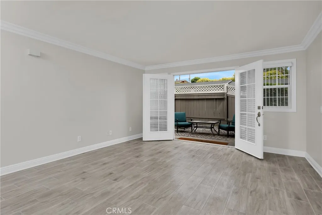 Photo #6: LG26037317 Listing: Photo #6