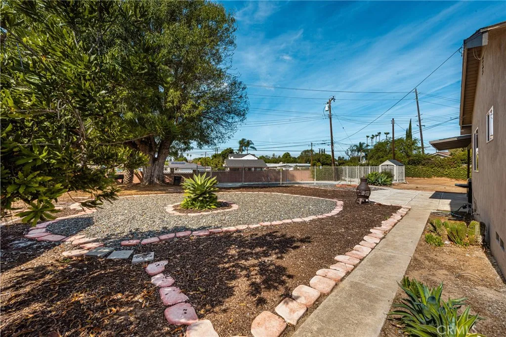 1532 Rainbow Dr., Santa Ana, CA 92705 - Photo 4 of 49, North Tustin, CA