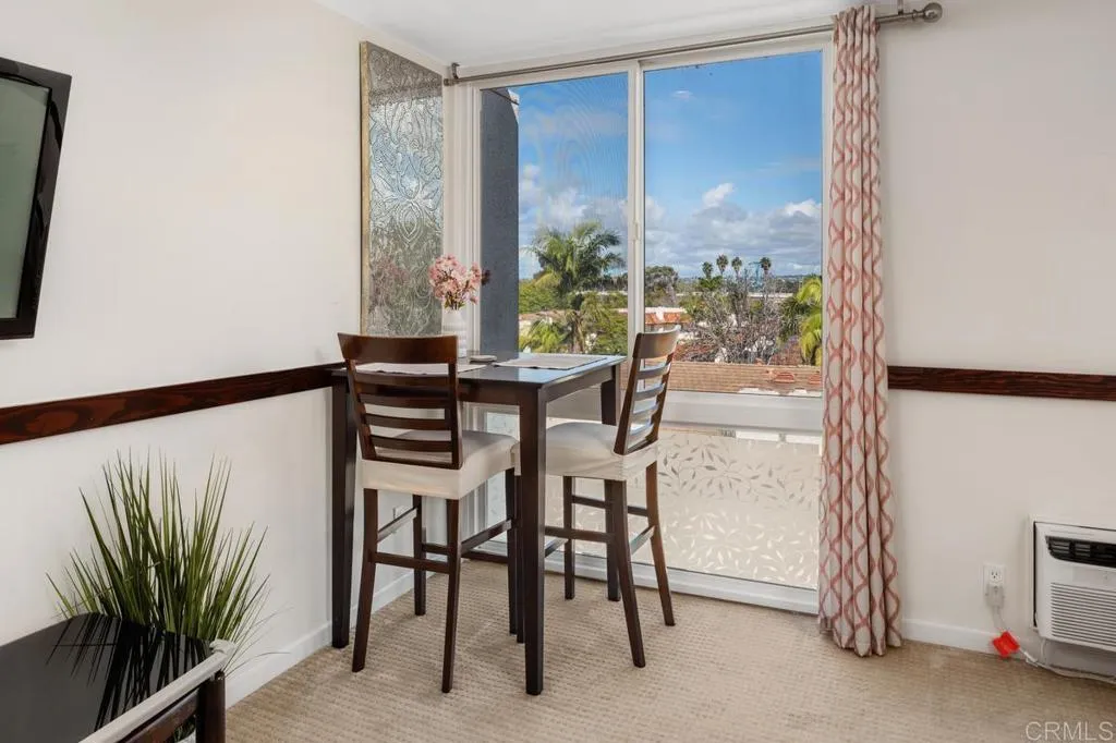 https://cdn.realtyfeed.com/cdn/127/306647500/1cabafcfdc1a1932825371b3026a8a3c.webp