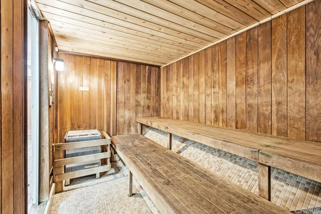 https://cdn.realtyfeed.com/cdn/127/306647500/445d6a064671d305c0f59c448f598c62.webp